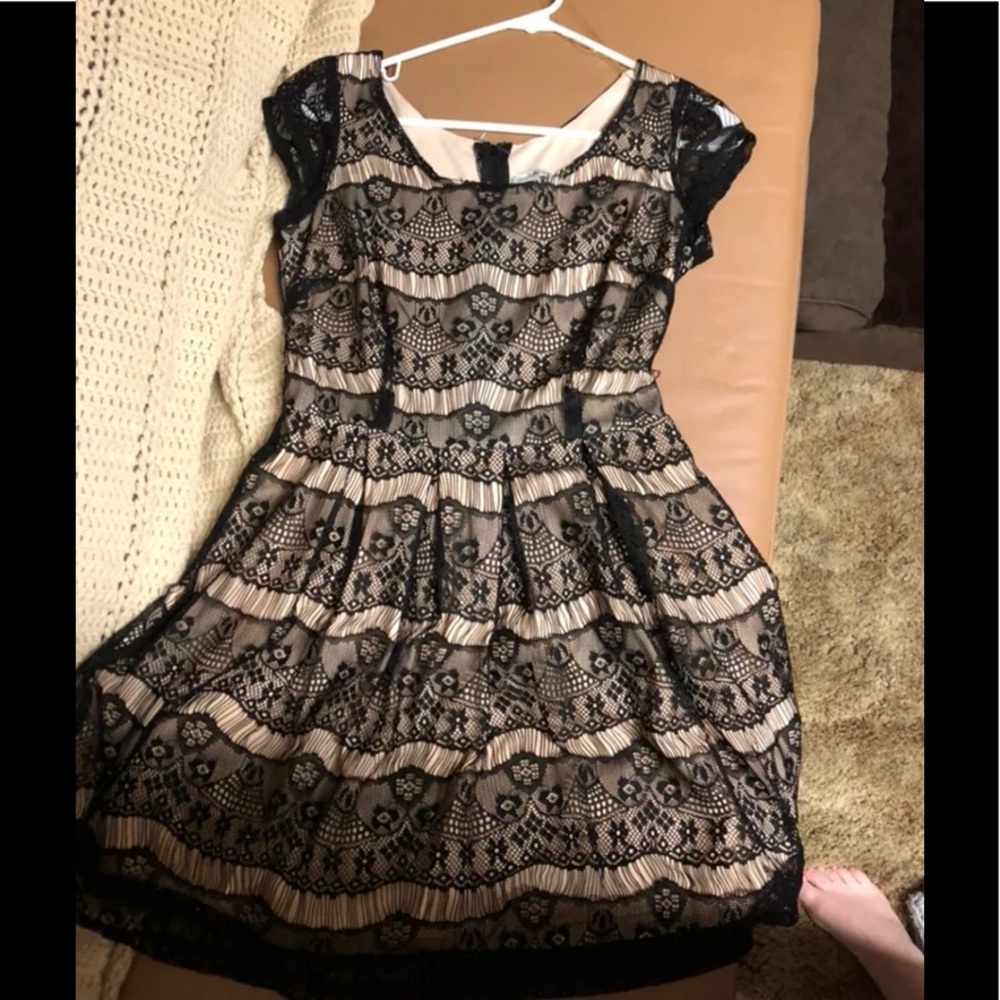 Black lace dress